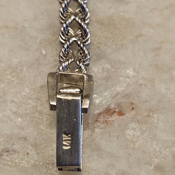 RARE CLASSIC CRISTIAN GENEVE DIAMOND 14K WHITE GOLD ROPE QUARTZ MOVEMENT WATCH - Picture 14 of 16